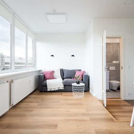Hilltop Apartments - Studio Rooms In City Centre Tallinn Exterior foto