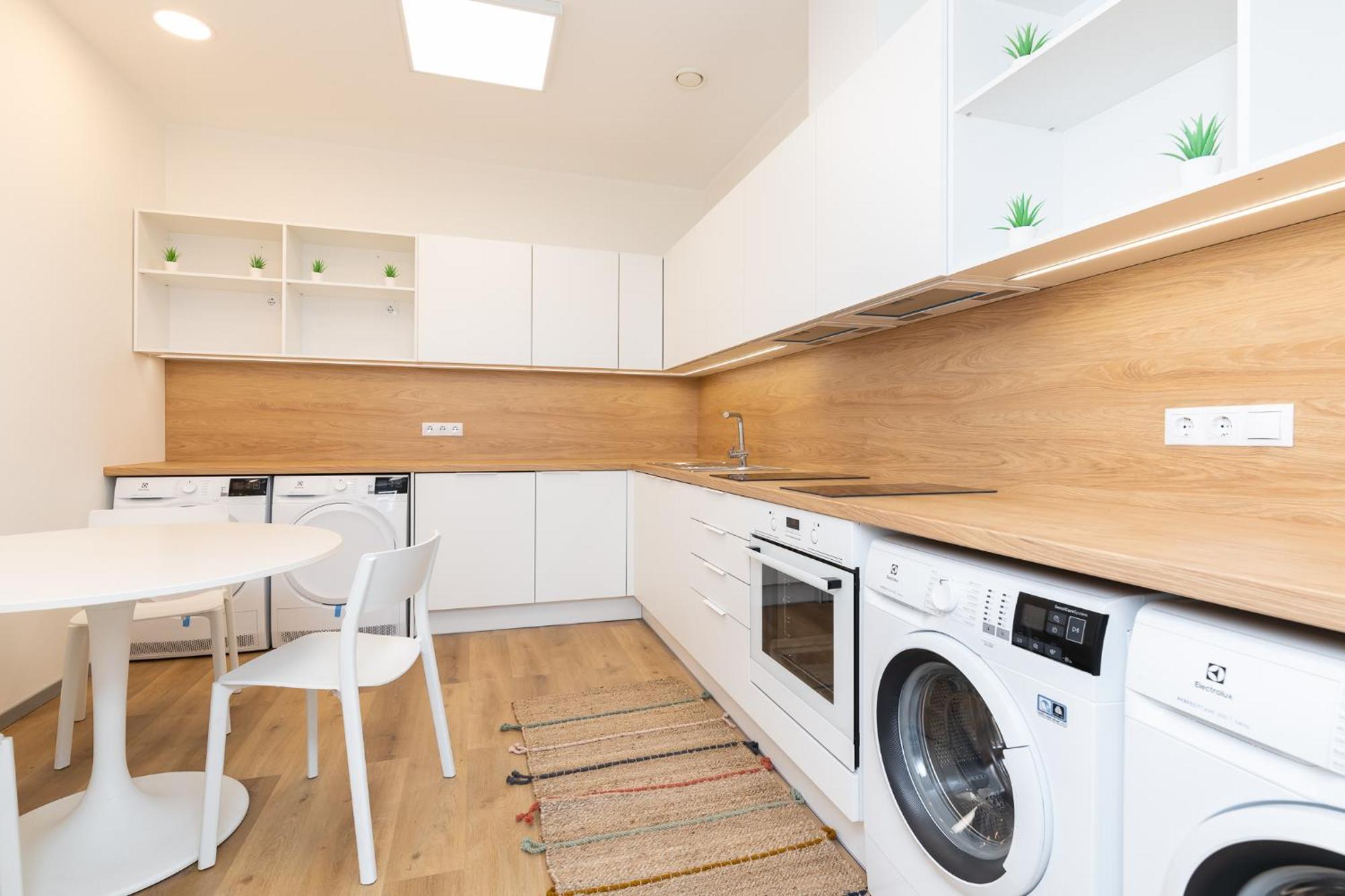 Hilltop Apartments - Studio Rooms In City Centre Tallinn Exterior foto